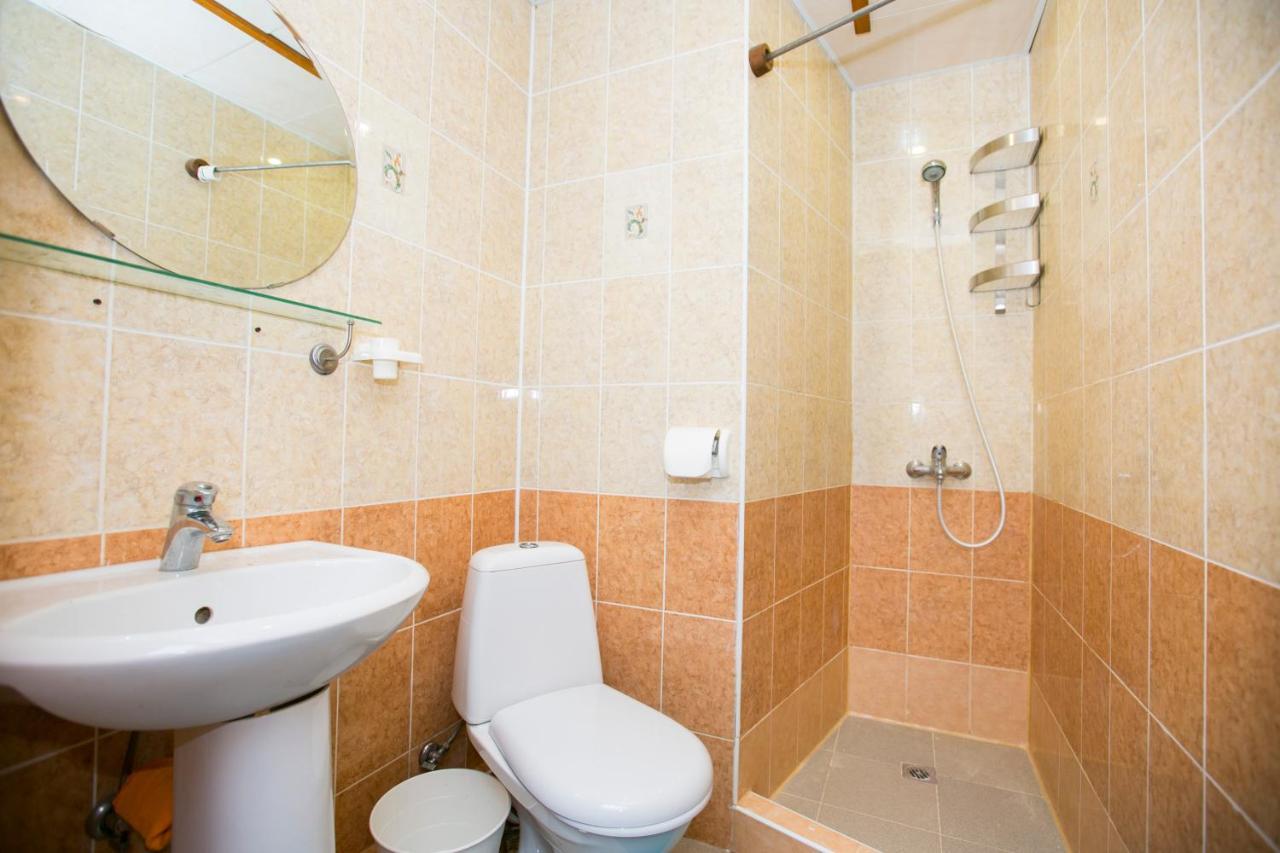 Guest House Lavr Гагра Екстериор снимка