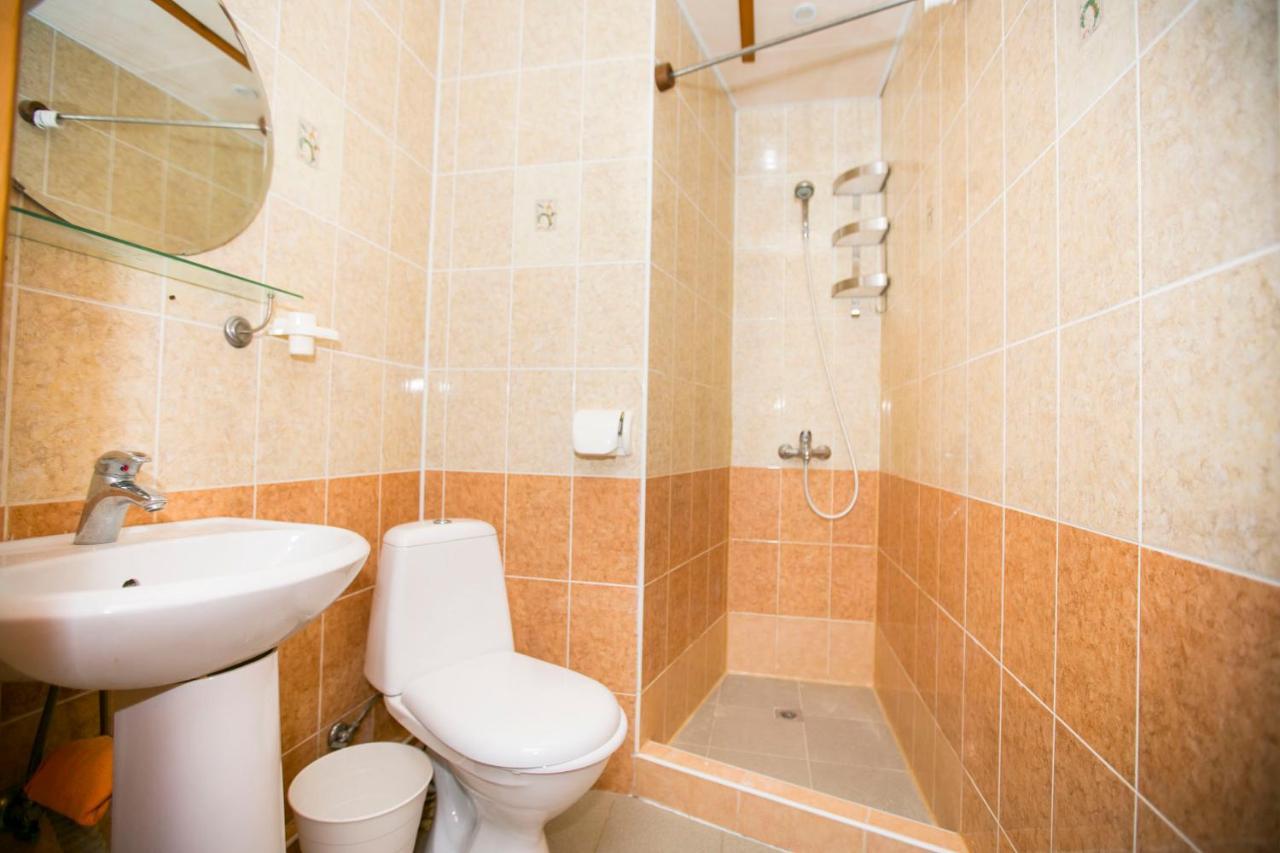 Guest House Lavr Гагра Екстериор снимка