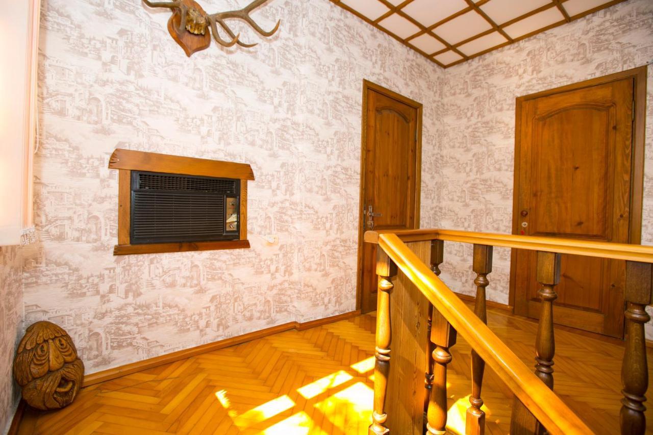 Guest House Lavr Гагра Екстериор снимка